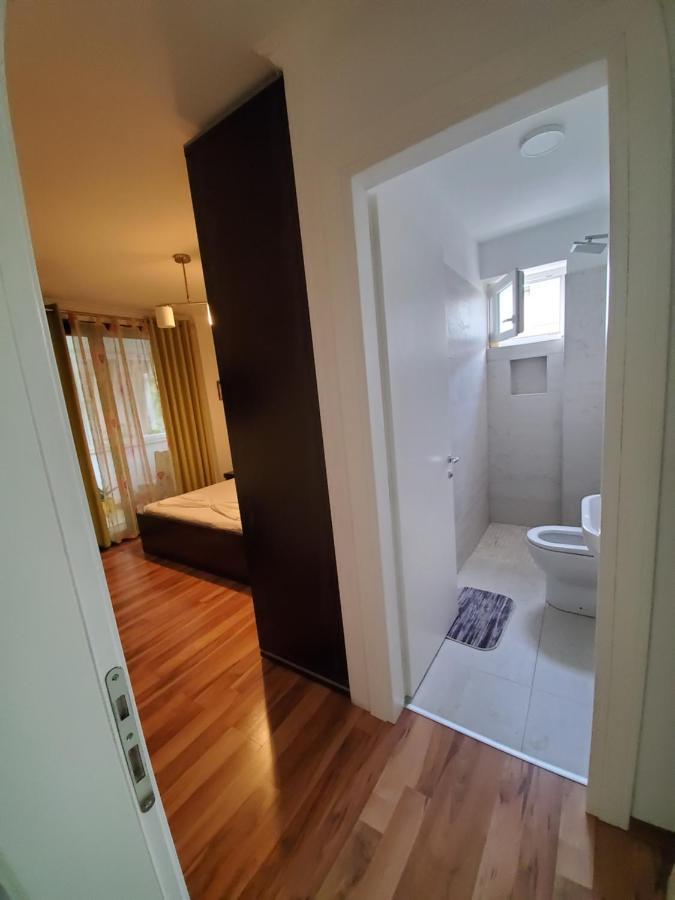 Apartament Nora's *