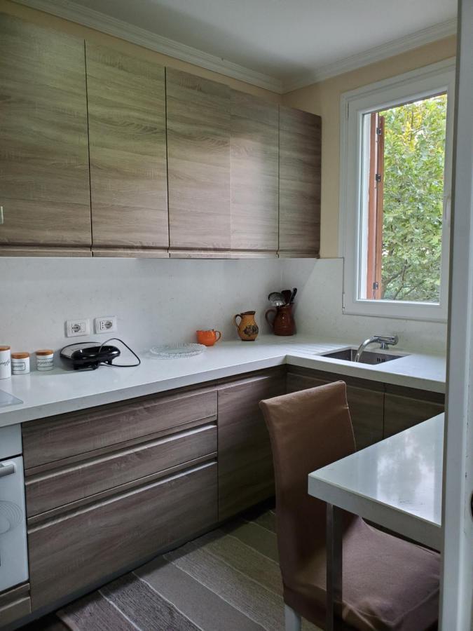 Apartament Nora's *
